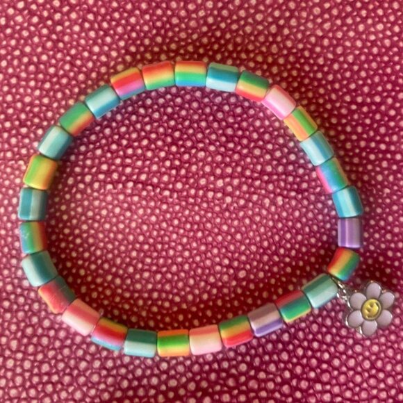 5 piece bracelet stack with assorted patterns - Picture 4 of 8